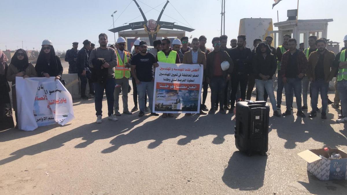 اغلاق البوابة الرئيسية لمصفى السماوة من قبل المتظاهرين