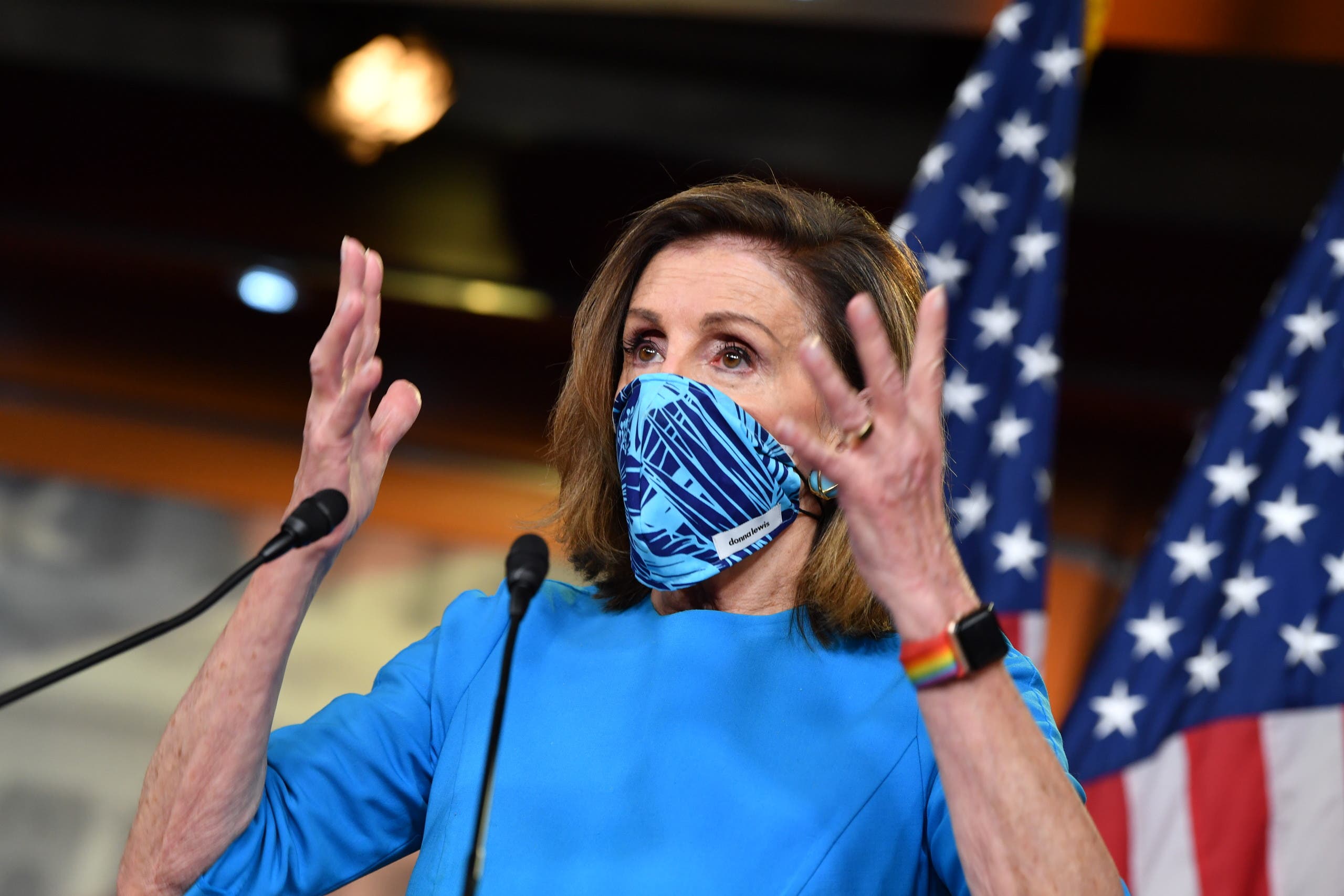 بيلوسي تلاحق ترامب بعد الخروج: مجلس الشيوخ سيلاحقه قضائيا