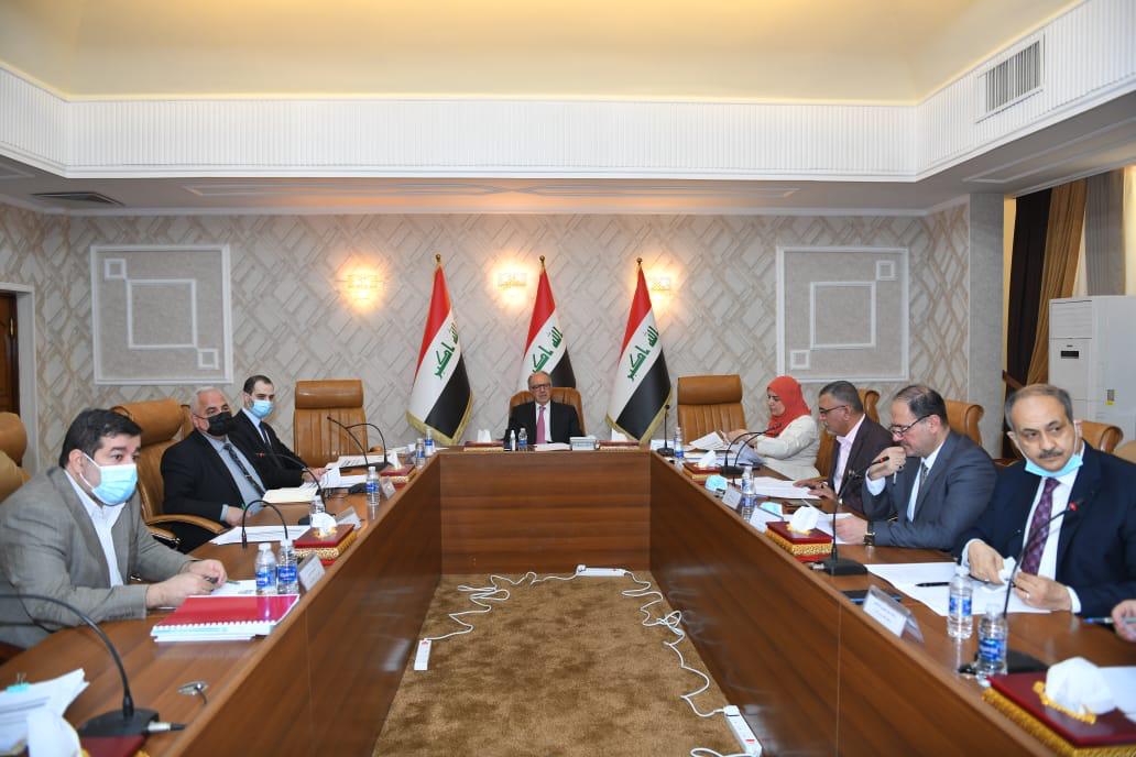 علاوي يترأس الجلسة الرابعة لاعداد استراتيجية الموازنة للأعوام 2022-2024.. ماذا تضمنت؟