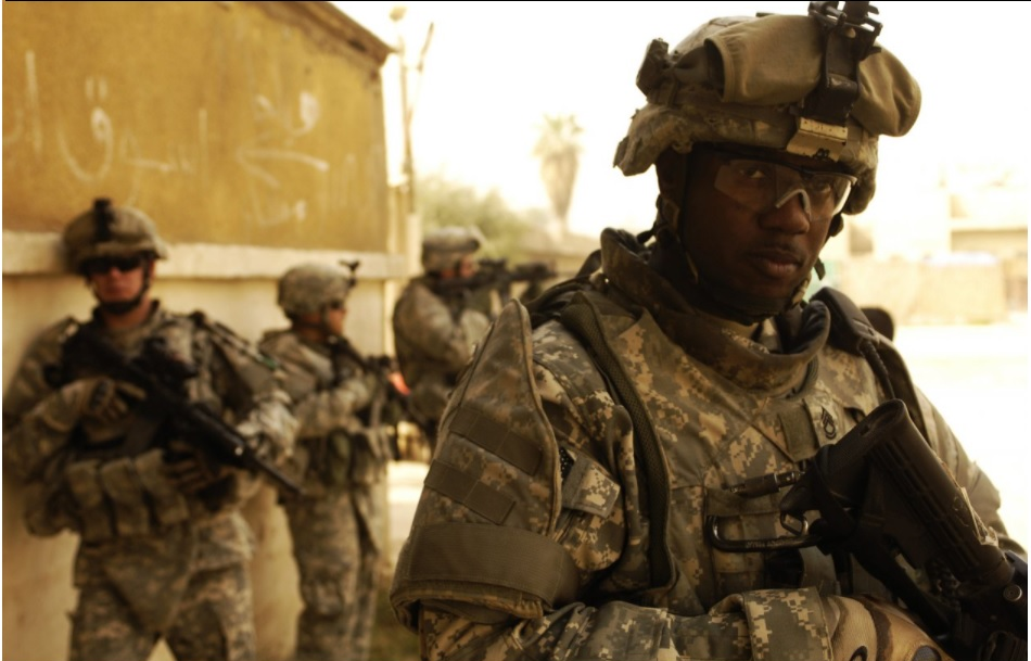 ناشونال إنترست: استمرار التدخل العسكري الأميركي يجعل تحقيق الاستقرار في العراق صعبا