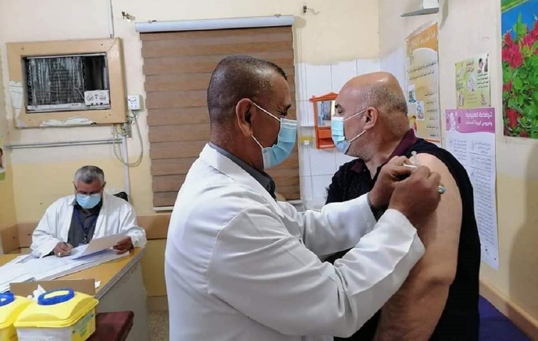 صحة البصرة تدعو المواطنين فوق الـ 50 عاما إلى مراجعتها للتطعيم بلقاح كورونا