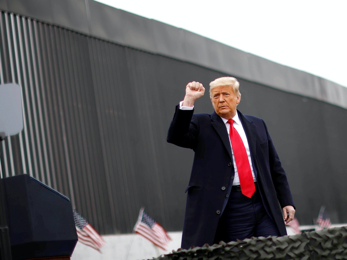 ترامب يتحدى بايدن ويعلن تفقد الحدود مع المكسيك