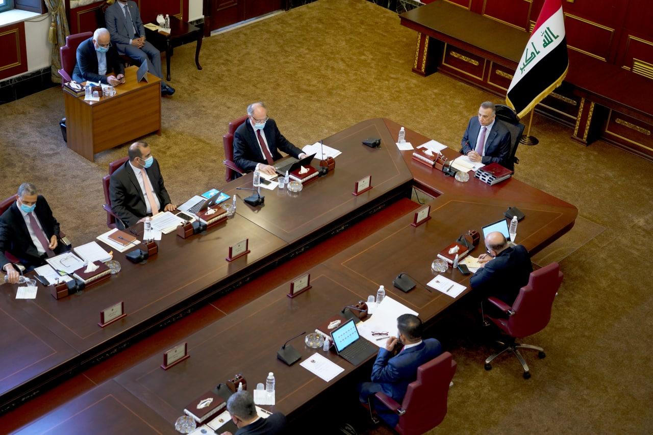 مجلس الوزراء يوافق على التعاقد مع المحاضرين والإداريين المجانيين