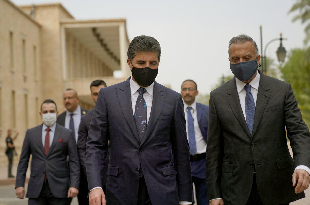 الكاظمي وبارزاني يبحثان عدة ملفات أبرزها الموازنة والتكامل الأمني