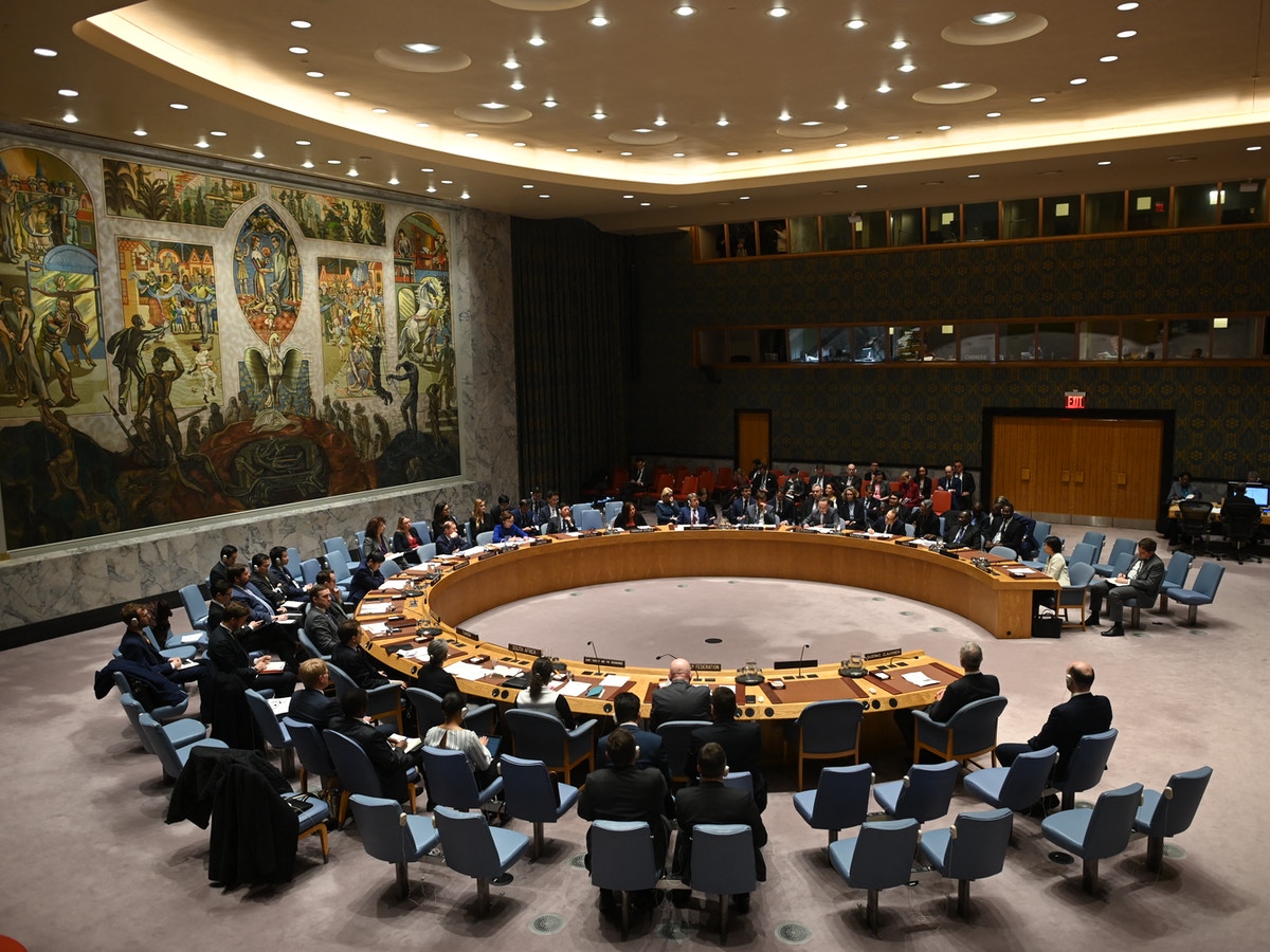 مجلس الأمن يصادق على إرسال مراقبين لوقف النار في ليبيا