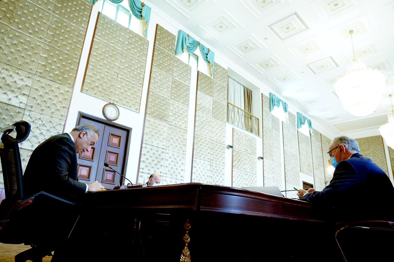 الحكومة تتحرك للطعن بـ10 فقرات في الموازنة