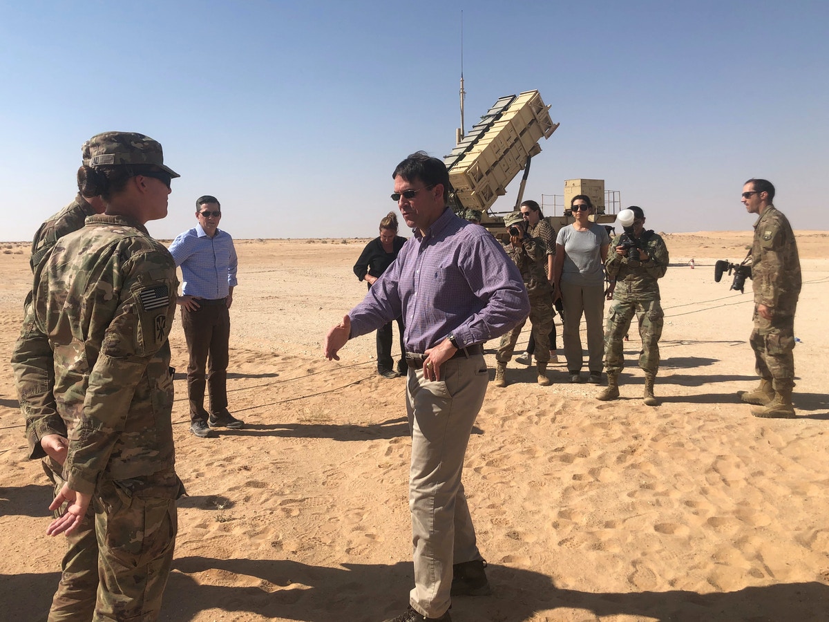 وول ستريت جورنال: بايدن يأمر بسحب بعض القوات الأميركية من الخليج