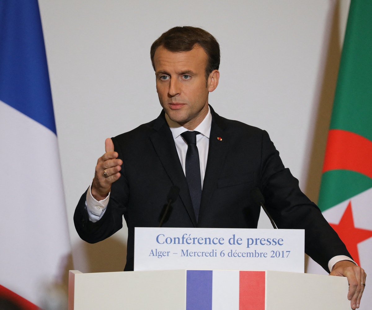 ماكرون ينتقد تصريحات وزير جزائري ويؤكد اتفاقه مع تبون لحل الخلافات