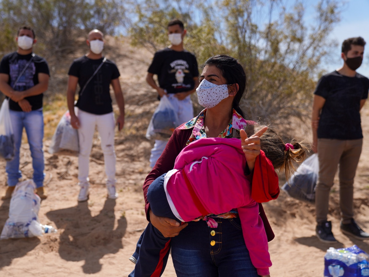 بايدن يخطط للاستثمار في أميركا الوسطى لوقف تدفق المهاجرين