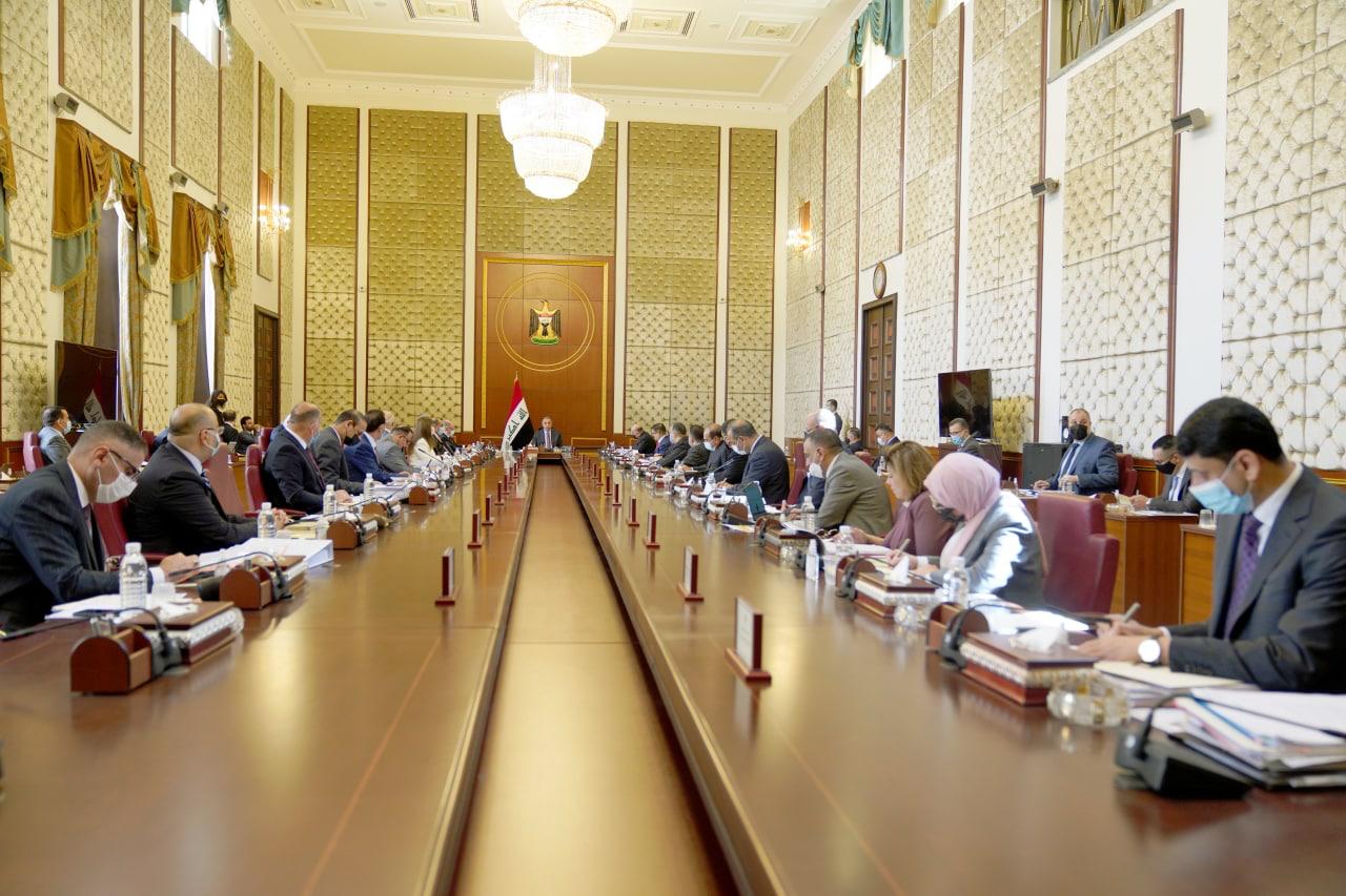 نص قرار تحويل المحاضرين المجانيين إلى موظفي عقود مع راتبهم الشهري