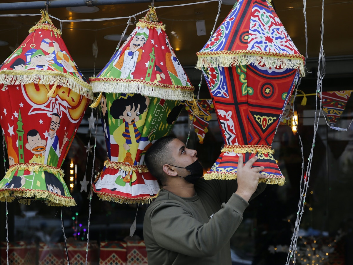 كيف استقبلت الدول العربية شهر رمضان في ظل قيود كورونا