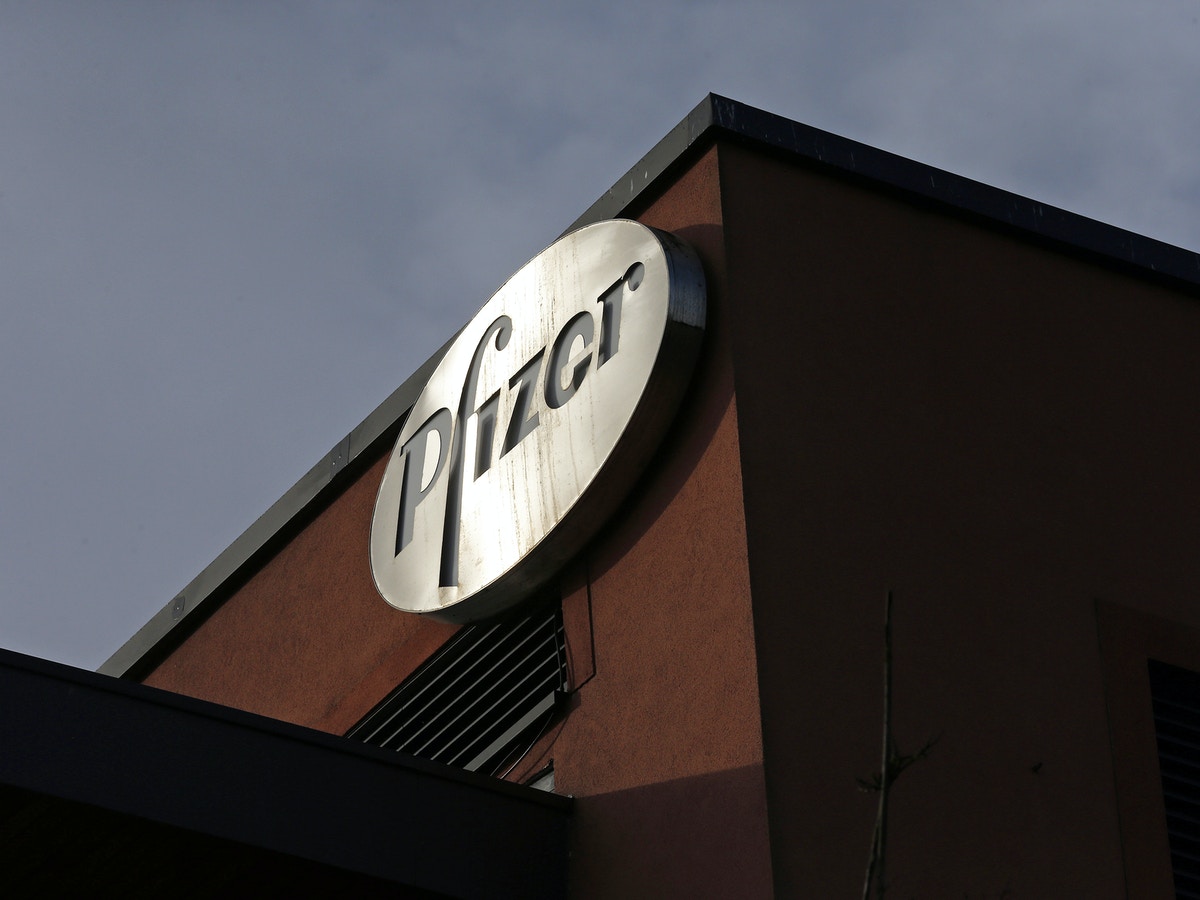 “فايزر-بايونتيك”: لقاحنا فعّال بنسبة 91% لـ6 أشهر بعد الجرعة الثانية