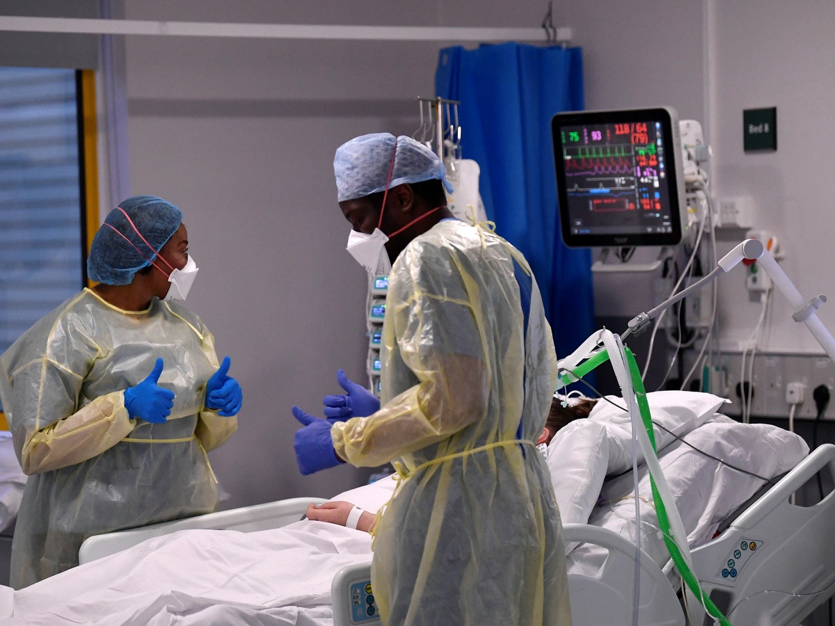 دراسة: سلالة كورونا البريطانية أقل خطورة من المتوقع