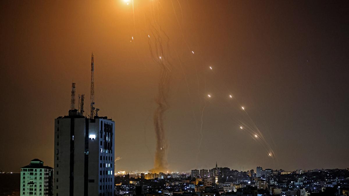 المتحدث باسم نتنياهو: 480 صاروخاً أطلقت من غزة باتجاه إسرائيل