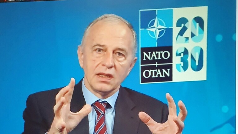 الناتو يدعو الفلسطينيين والإسرائيليين إلى وقف التصعيد