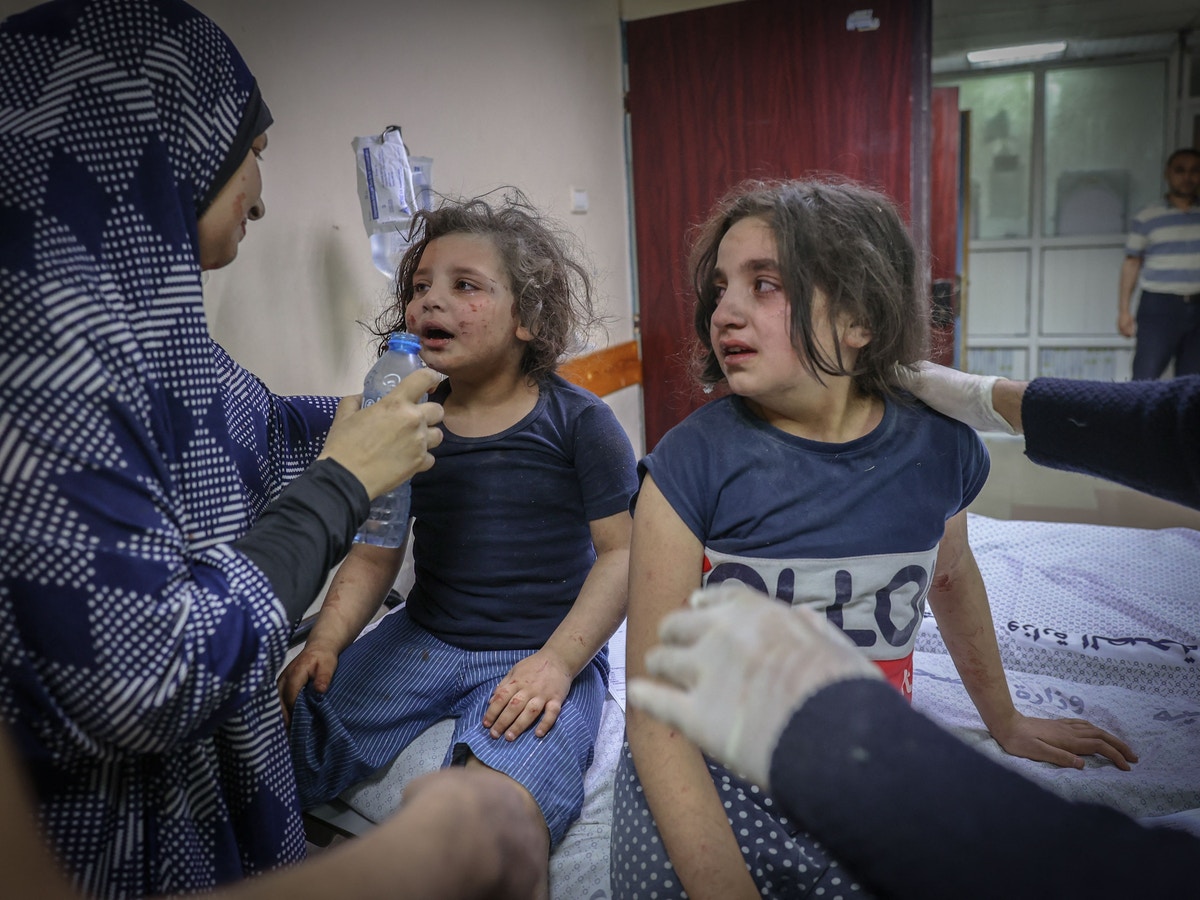 إسرائيل تصر على مواصلة قصف غزة.. وترقب لجلستي مجلس الأمن والتعاون الإسلامي