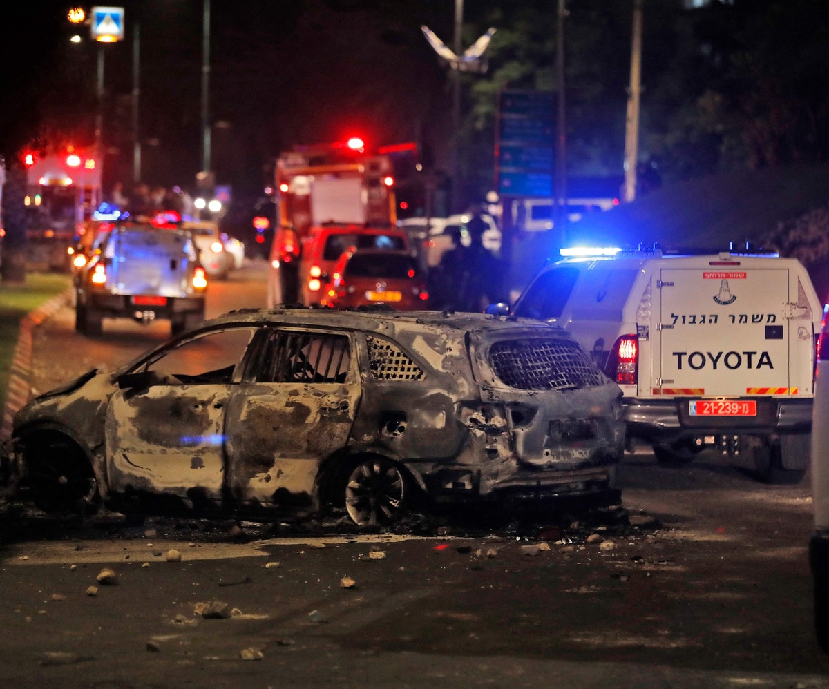 إٍسرائيل.. المواجهات تنتقل إلى الداخل العربي وإعلان الطوارئ في اللد