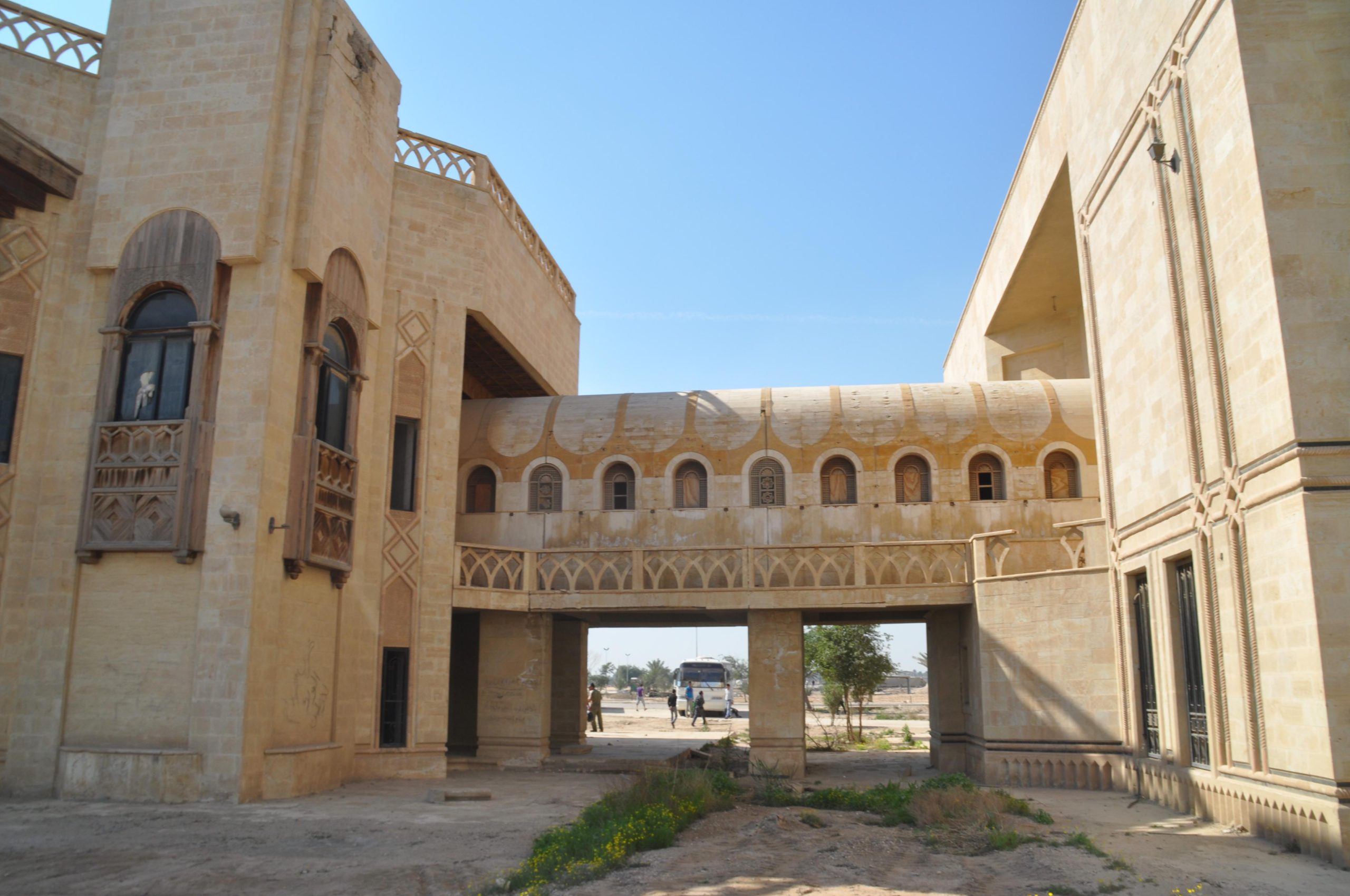 ماذا حصل في القصور الرئاسية؟.. عمليات البصرة تكشف التفاصيل