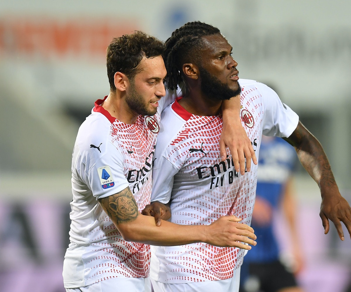 ميلان ويوفنتوس يتأهلان إلى دوري أبطال أوروبا