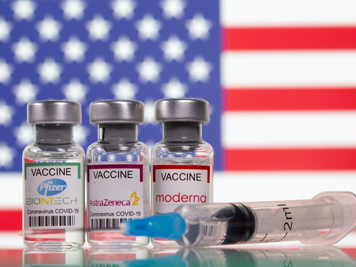 “حماية لا تدوم للأبد”.. متلقو لقاحات كورونا ربما يحتاجون لجرعات معززة