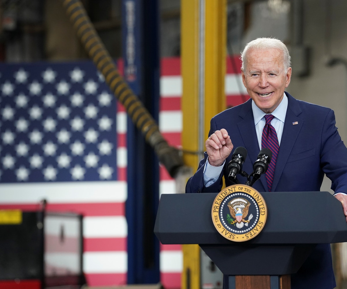 بايدن: الضربات على سوريا والعراق لردع إيران