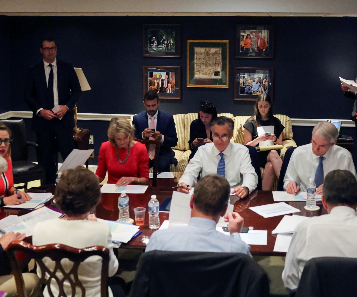 الشيوخ الأميركي يقرّ خطة لمواجهة الصين بـ250 مليار دولار