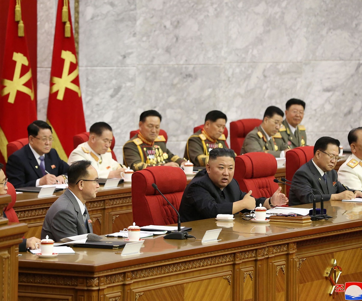 زعيم كوريا الشمالية يرسم طريقين للعلاقات مع واشنطن