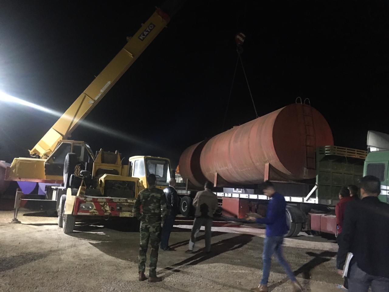 وكالة الاستخبارات: ضبط 20 صهريجا معدا لتهريب النفط وخرقين على انبوب