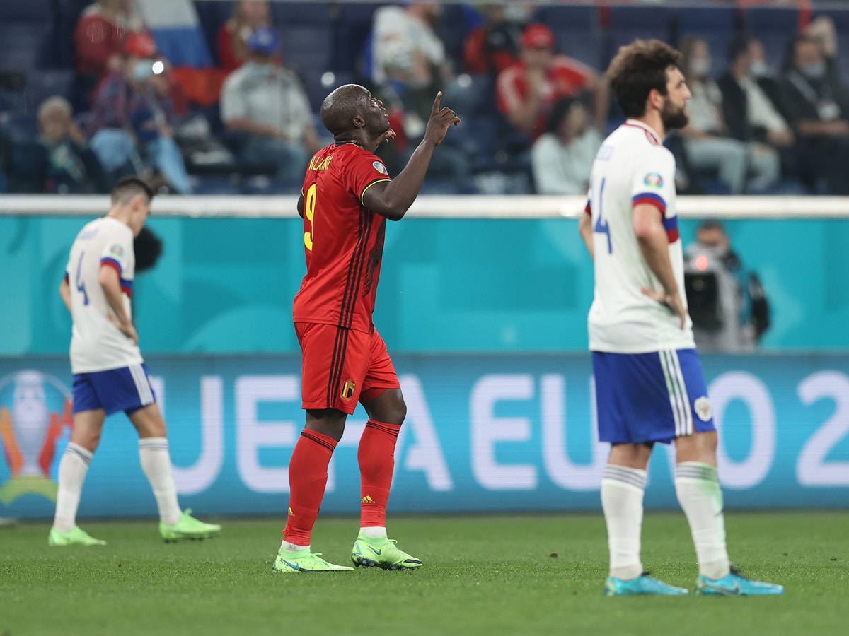 بلجيكا تستهل مشوارها في بطولة أوروبا بفوز سهل على روسيا