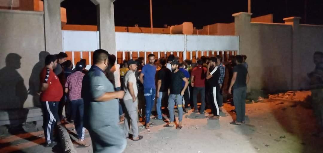 الفيديو الكامل لتعذيب متظاهر العزيزية صعقاً بالكهرباء.. وسط استغاثات النسوة