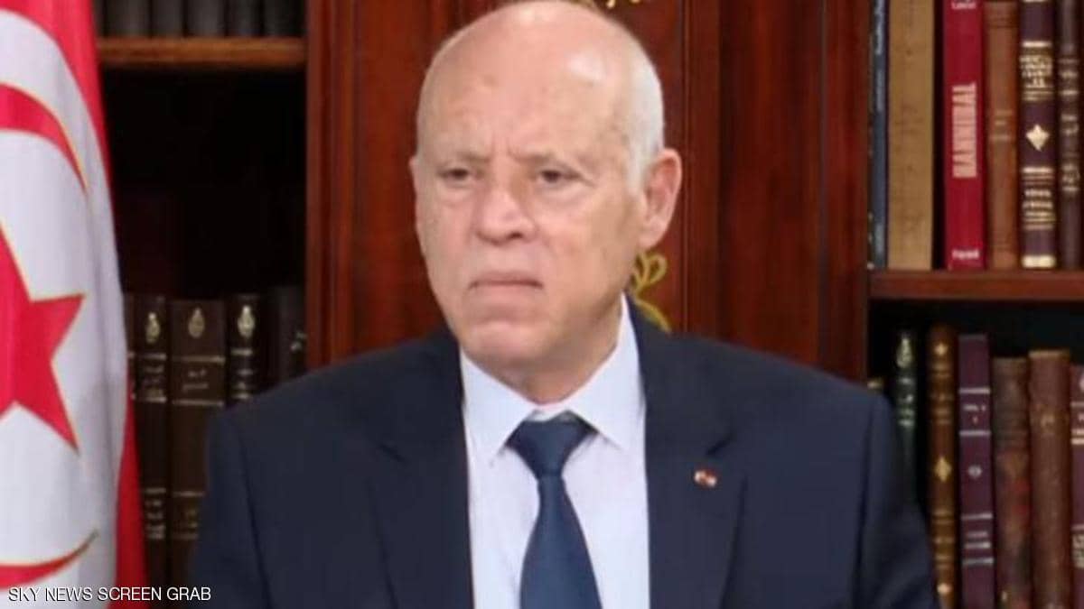 قيس سعيد: نفد الصبر ومن يتحدث عن انقلاب فليراجع القانون