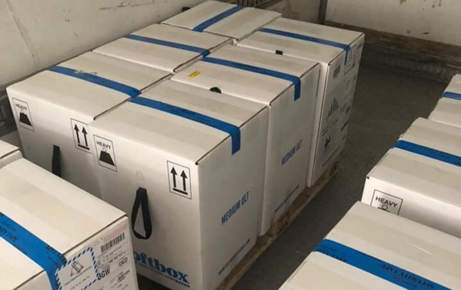 وصول وجبات جديدة من لقاح فايزر إلى العراق