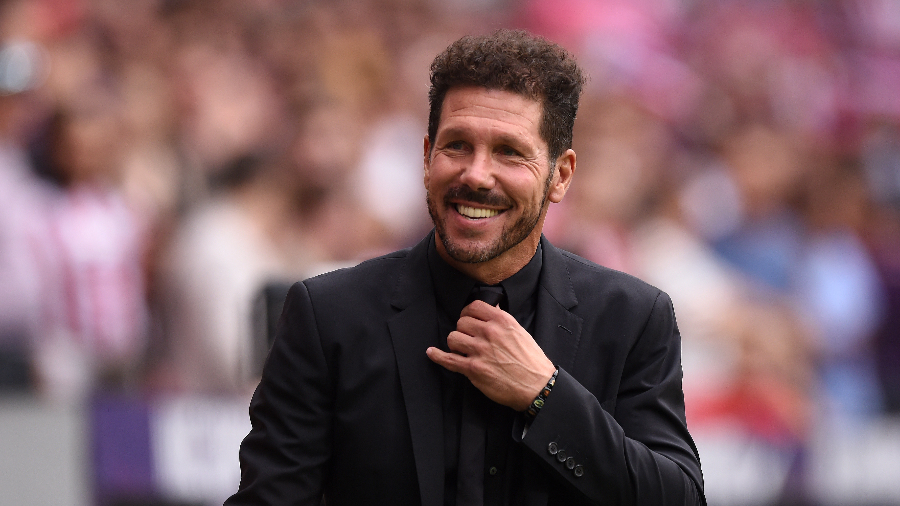 أتلتيكو مدريد يمدد عقد سيميوني حتى 2024