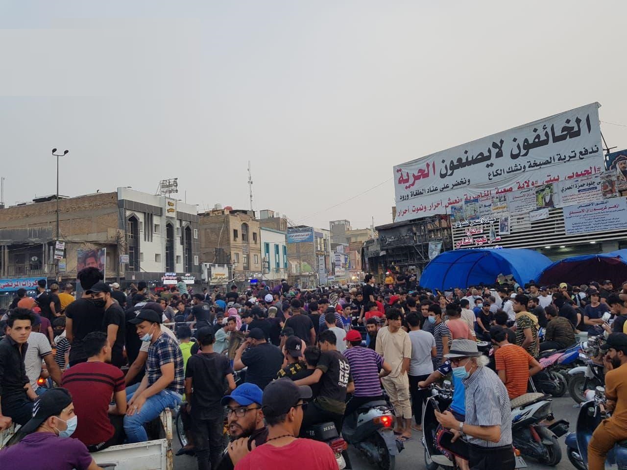إعادة نصب خيم الاعتصام في الحبوبي بعد كارثة مستشفى الحسين