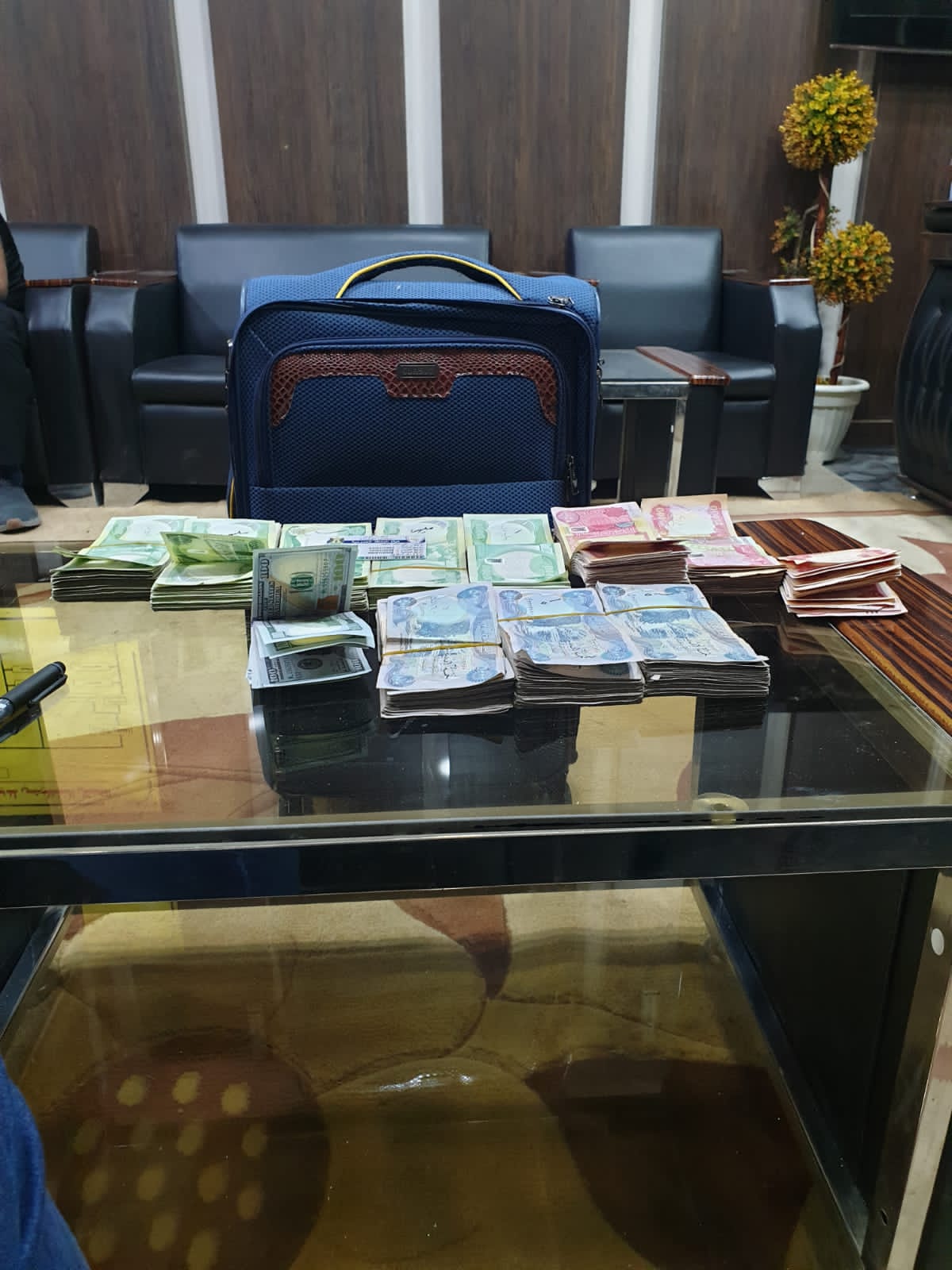 النزاهة تضبط مسؤولاً كبيراً في منفذ زرباطية الحدودي بقضية فساد