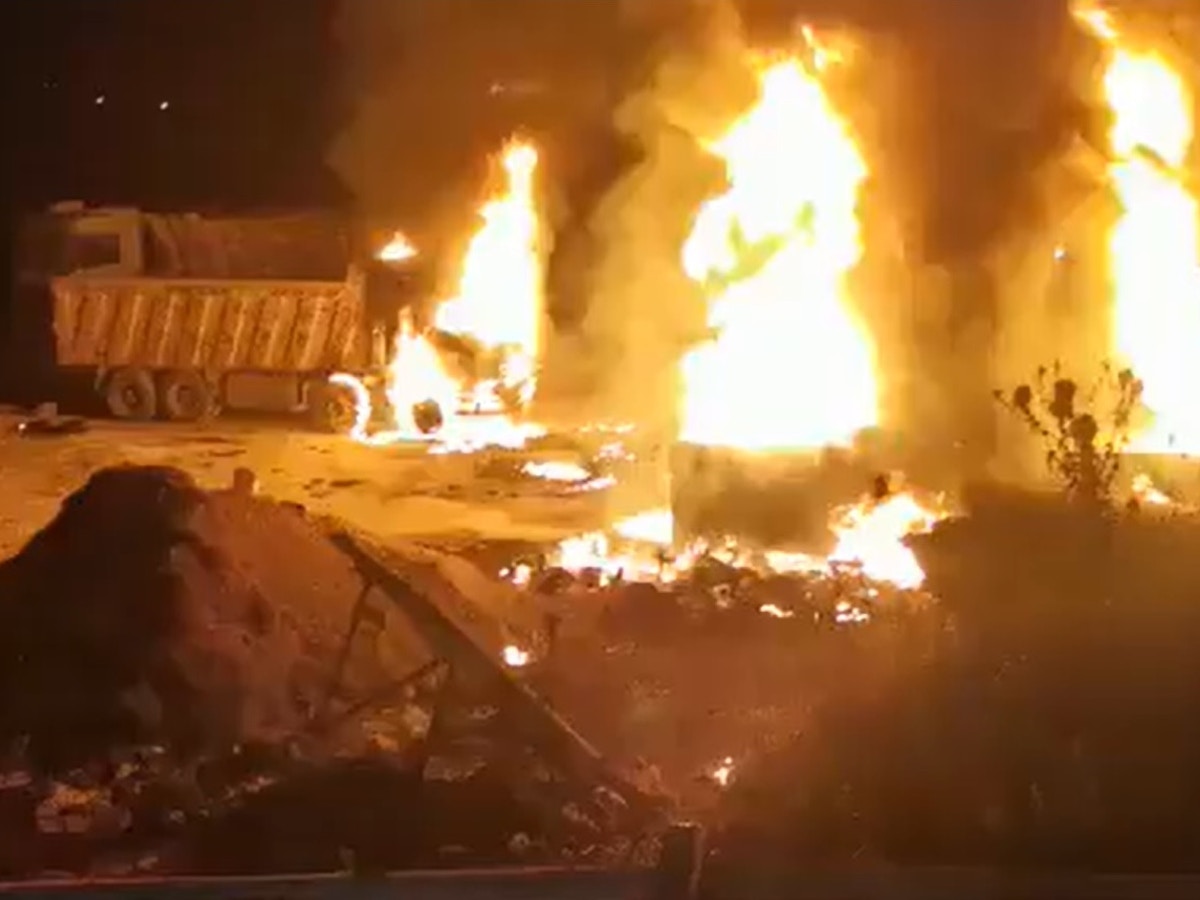 22 ضحية و79 مصاباً في انفجار صهريج وقود بعكار شمالي لبنان