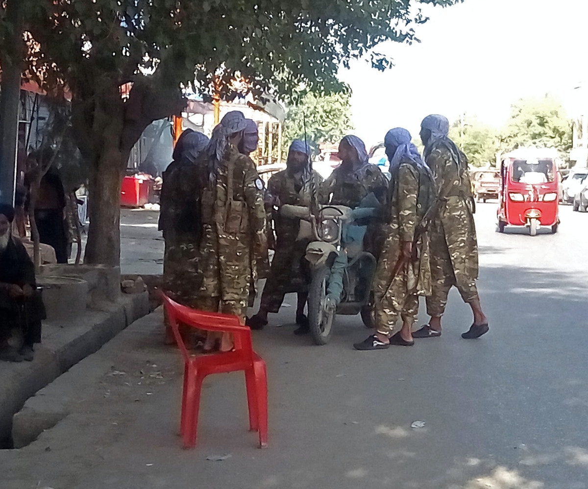 طالبان تصل 9 ولايات أفغانية بعد سقوط عاصمة جديدة.. وبايدن: لست نادماً