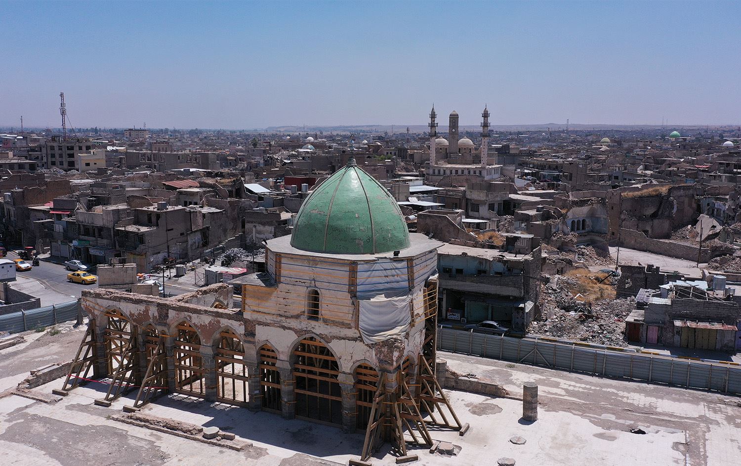 فصائل تسيطر على أراض حكومية في الموصل وتشتري عقارات بـ10 % من أسعارها  الأصلية – مجموعة البغدادية الاعلامية