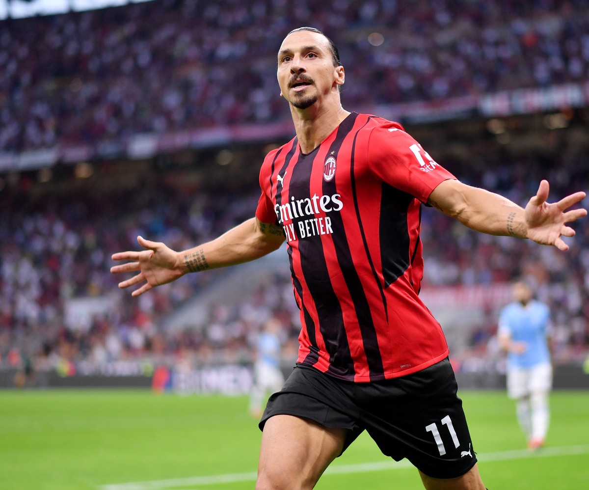 إبراهيموفيتش يغيب عن رحلة ميلان إلى ليفربول بسبب الإصابة