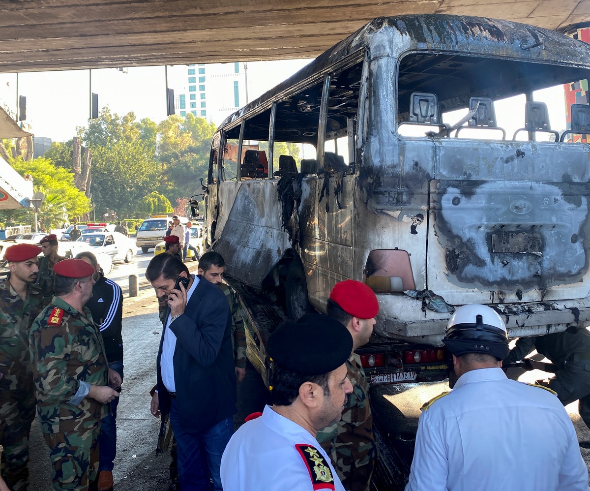 تفجير حافلة عسكرية يودي بحياة 14 في دمشق