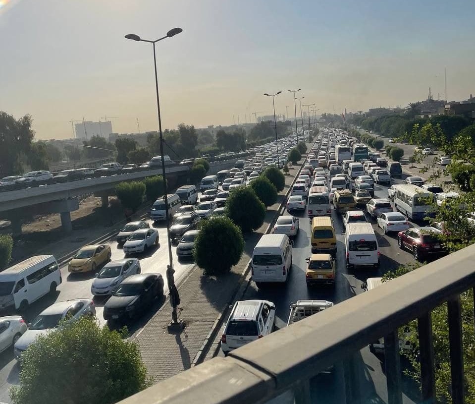 اختناقات مرورية في العاصمة.. تعرف على الطرق المكتظة