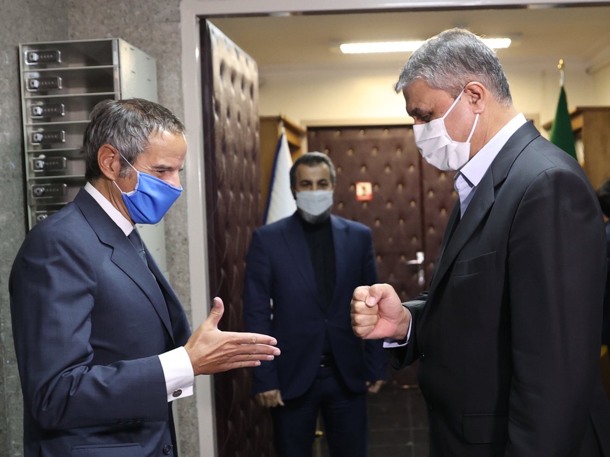 “الطاقة الذرية” تحذر من سيناريو كوريا الشمالية في إيران