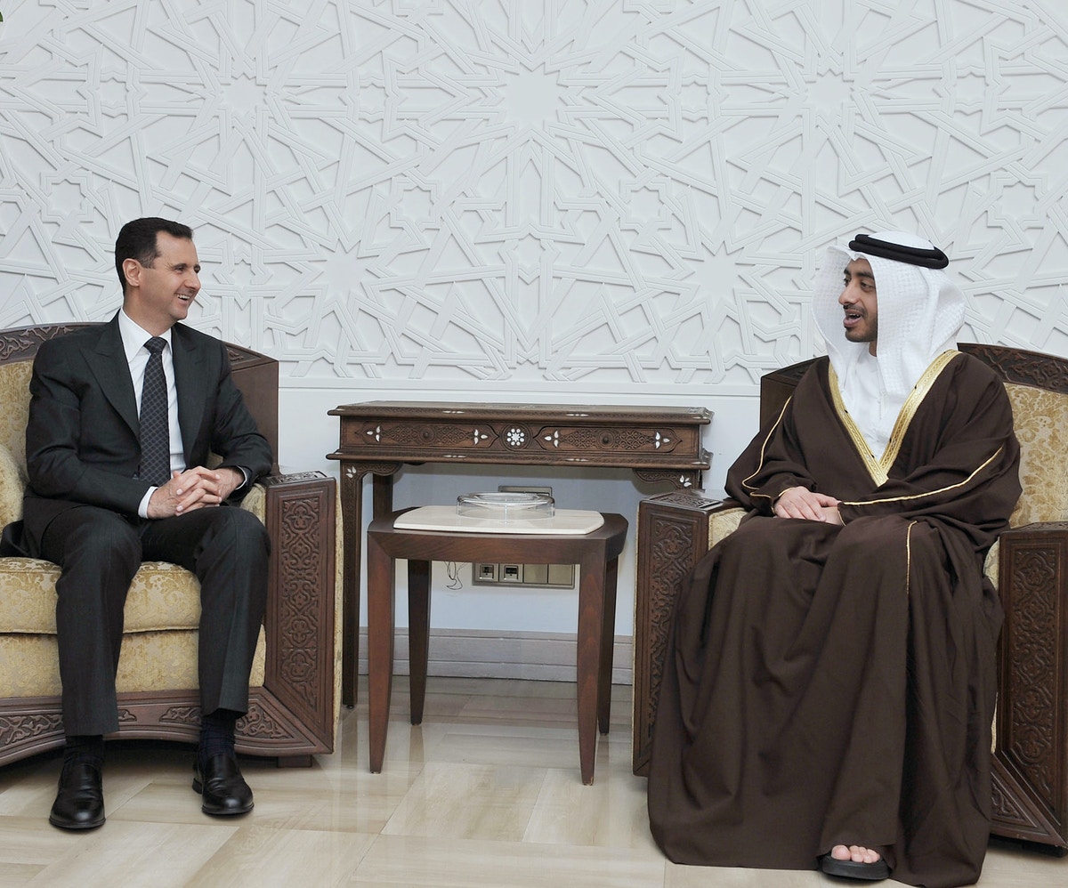 وزير خارجية الإمارات يلتقي الرئيس السوري في دمشق