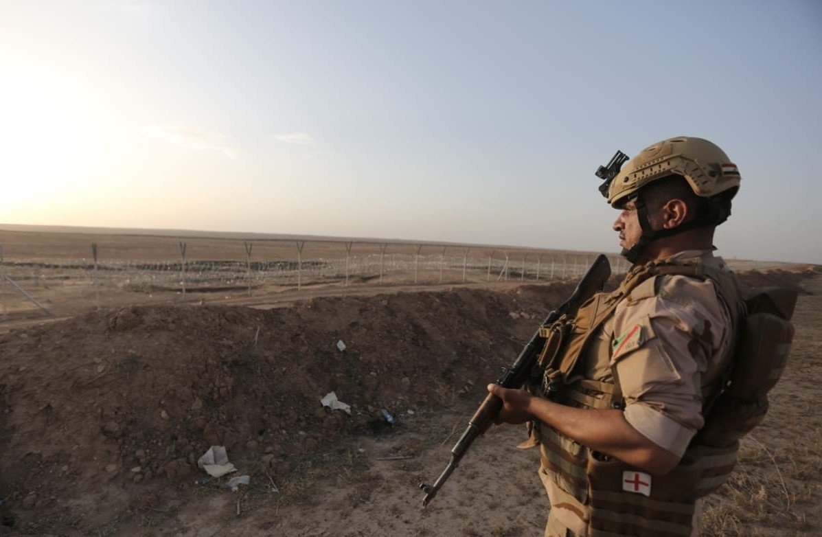 القبض على 15 متسللا من سوريا بكمين محكم غربي نينوى