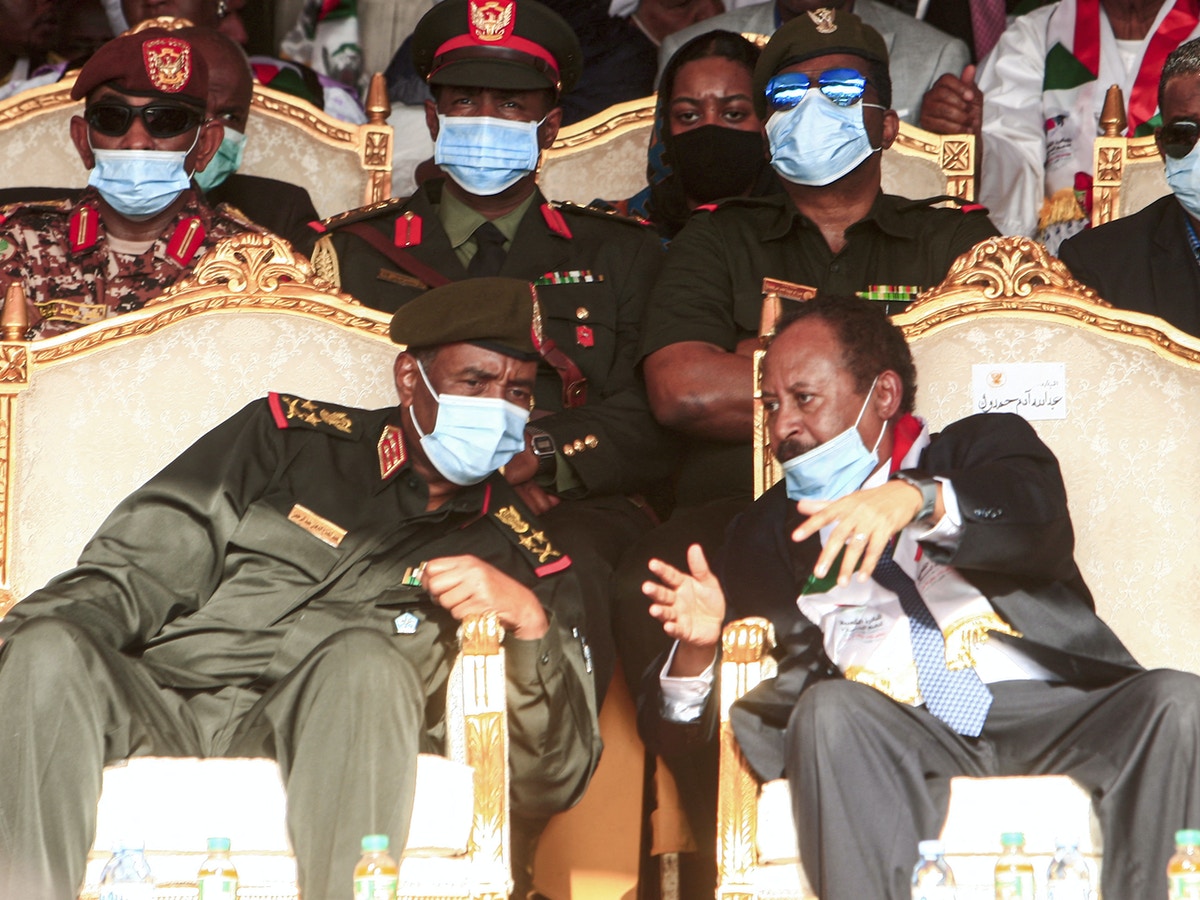 السودان: الاتفاق على “إعلان سياسي” يعيد حمدوك لرئاسة الوزراء