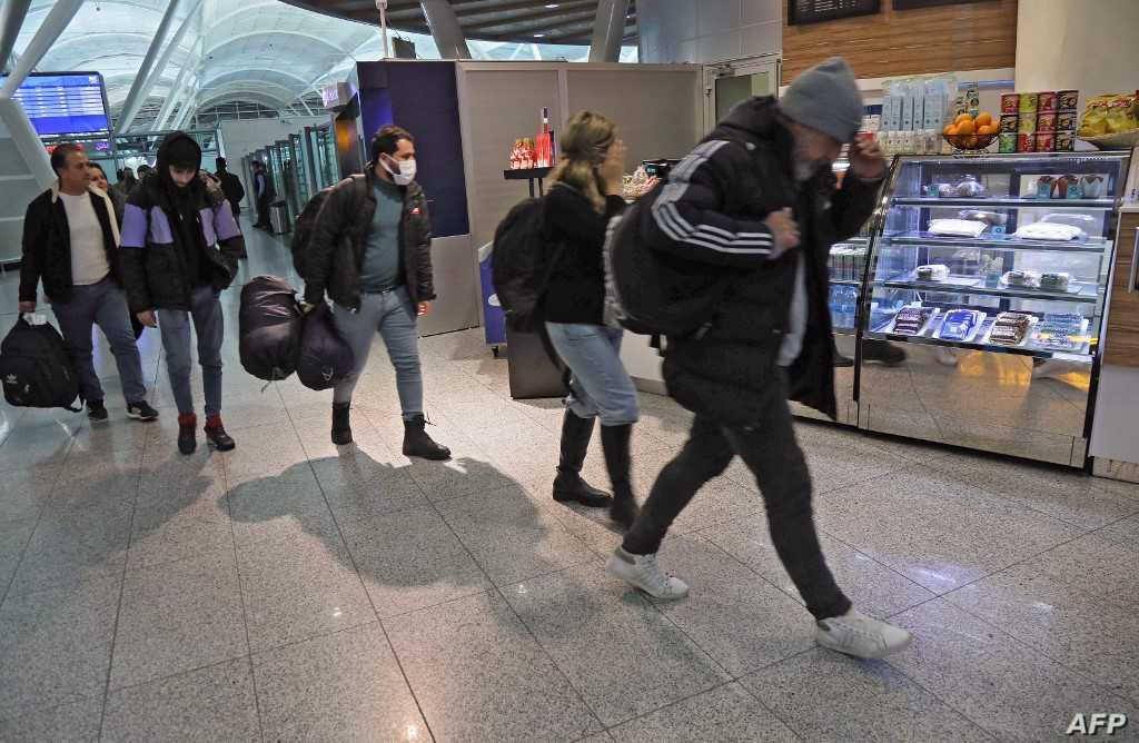 الخارجية تمنح 420 جواز مرور لعراقيين عالقين على الحدود البيلاروسية