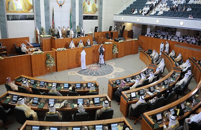 الحكومة الكويتية الجديدة تؤدي اليمين الدستورية أمام مجلس الأمة