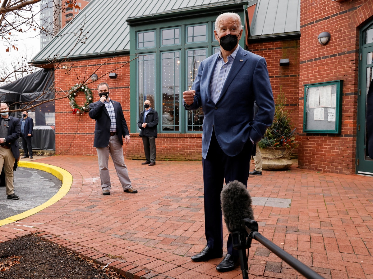 بايدن: حذرت بوتين من غزو أوكرانيا.. واستمعت للمخاوف الروسية