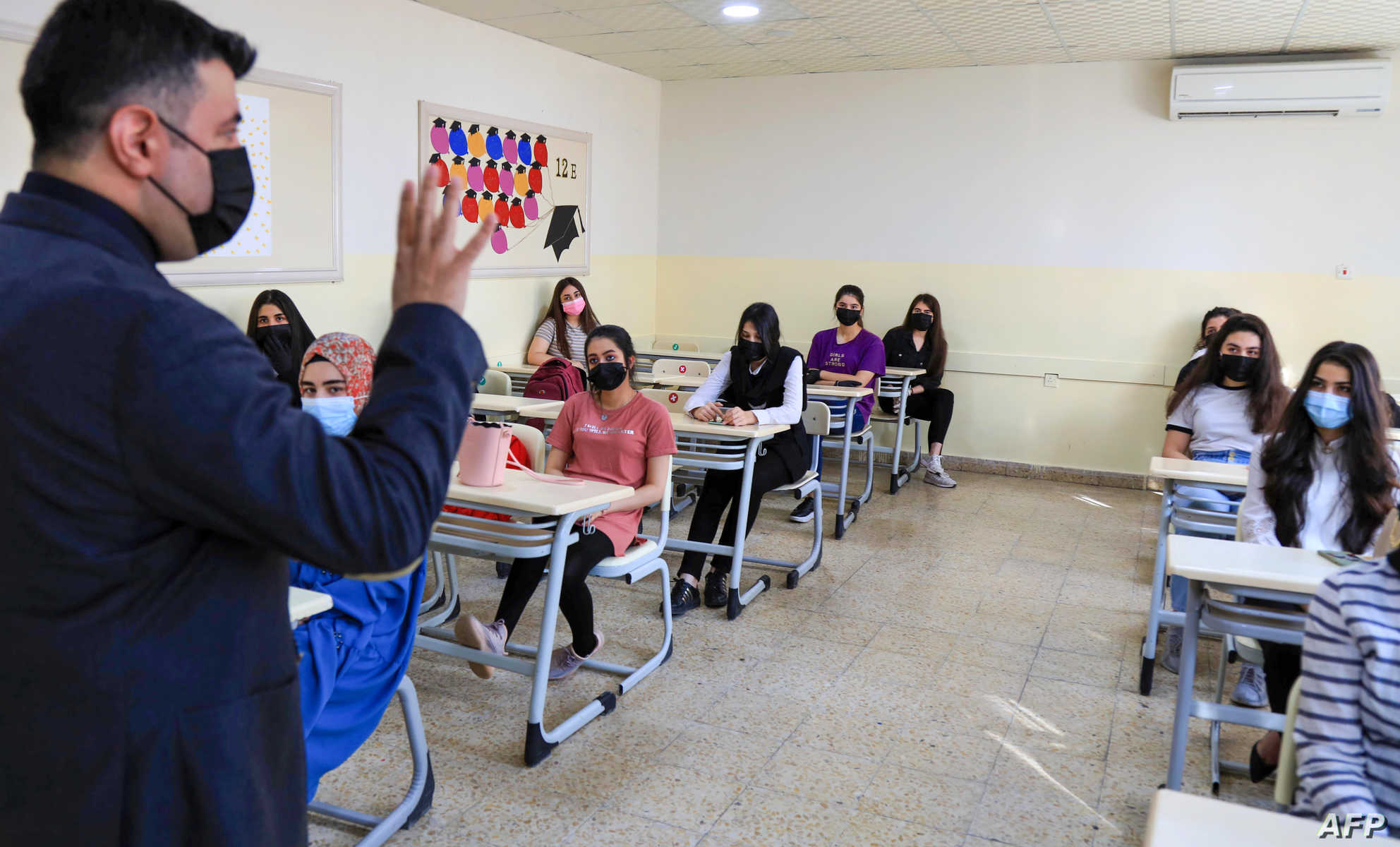 التربية: إصابات أوميكرون لا تعد تهديدا للعملية التعليمية في العراق