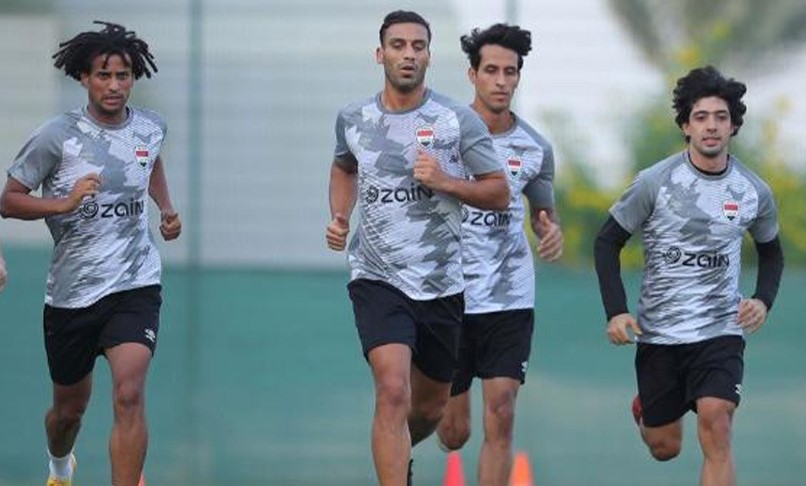 استعدادا لودية أوغندا.. منتخبنا الوطني يجري اولى وحداته التدريبية على أديم ملعب الشعب